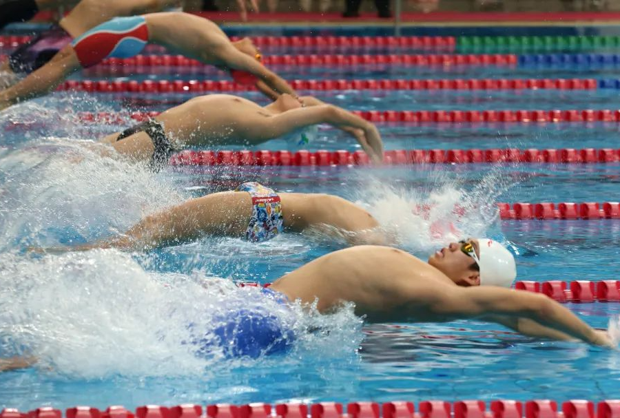 巴萨今夏卖卡萨多免签托马斯引热议