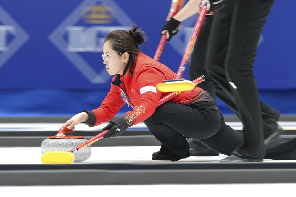 坎比亚索：我经常看枪手比赛；“三维球员”的说法是在表扬我